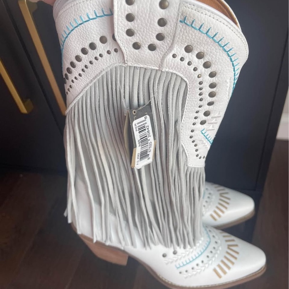 Dingo White and Blue Fringe Heeled Boots